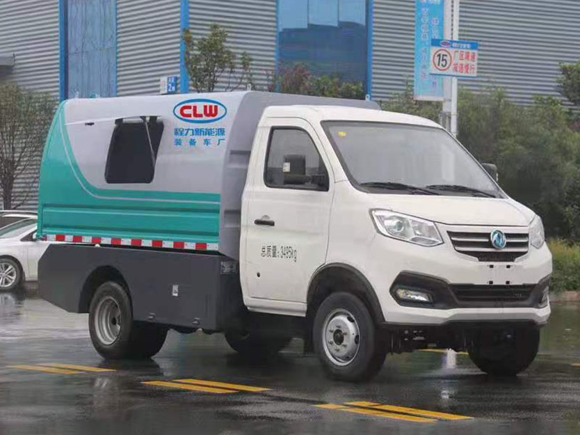 東風(fēng)華神新能源純電動(dòng)吸塵車