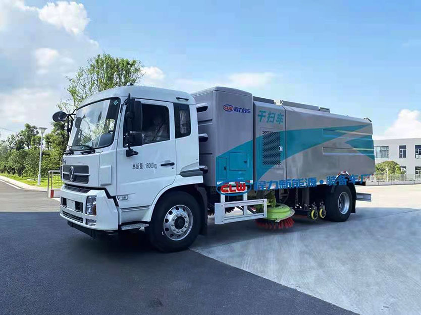 新能源純電動(dòng)?xùn)|風(fēng)天錦8方干掃吸塵車