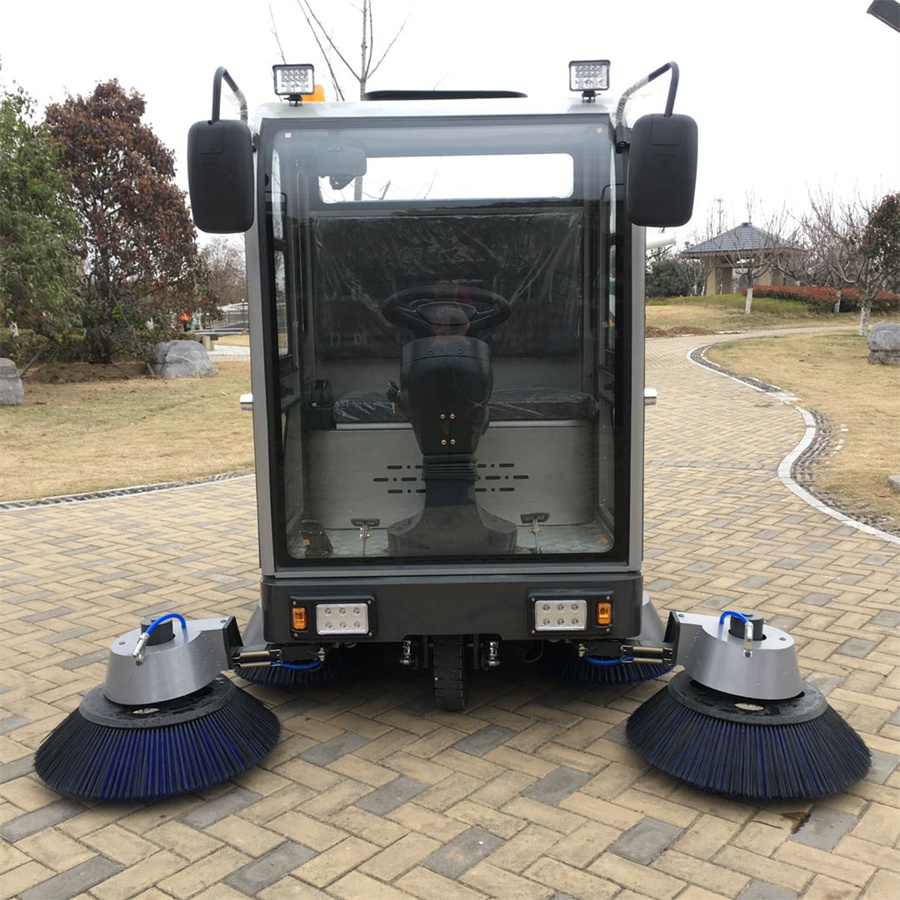 1900C型掃地車(chē)